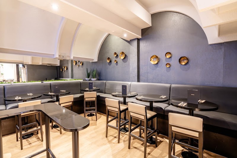 Moxies Lethbridge Restaurant