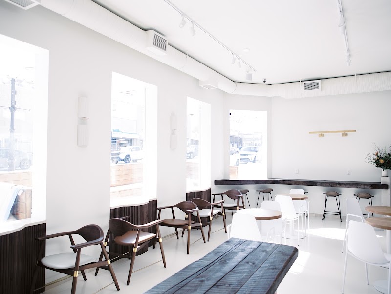 Poolhouse Cafe & Roastery