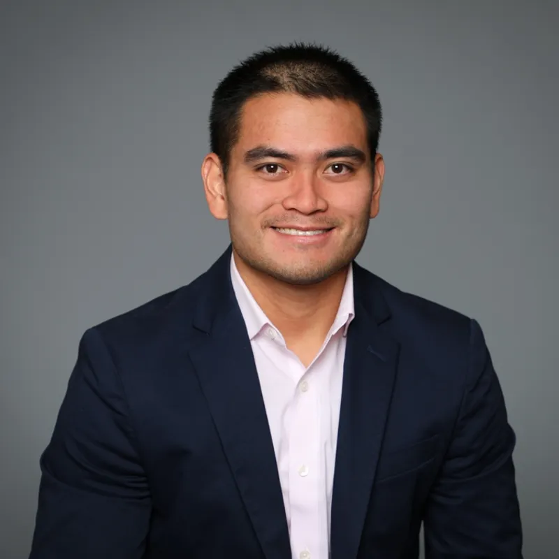 Kris Dapiton, DPT